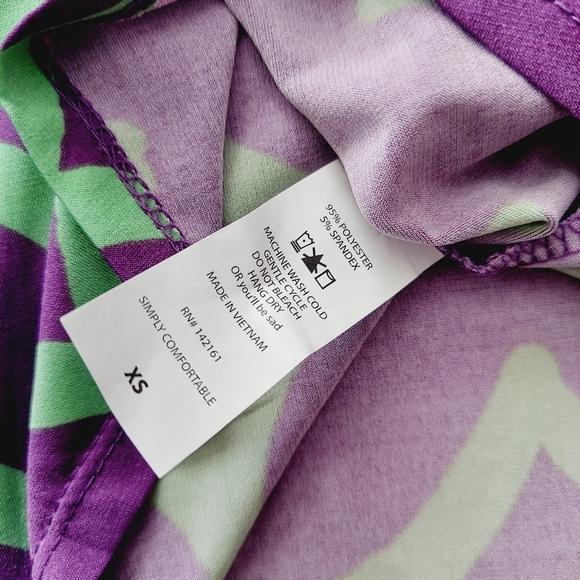 NWT LulaRoe Irma Purple Green Tunic Top Short Sleeve XS - Picture 6 of 7